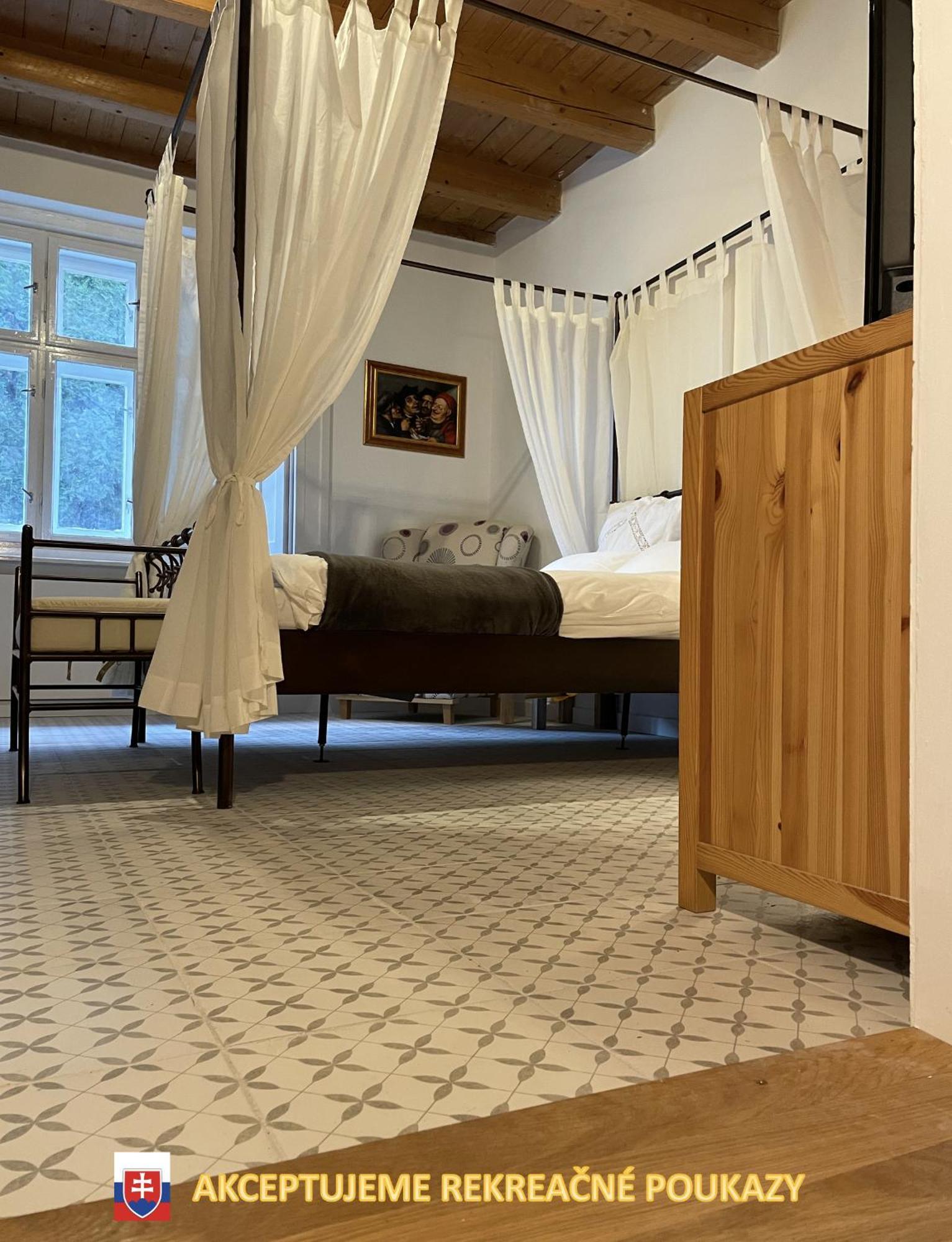 Apartmany Modry Dom Bellegszencse Kültér fotó